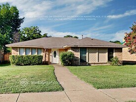 7318 Elderberry Ln in Dallas, TX - Building Photo