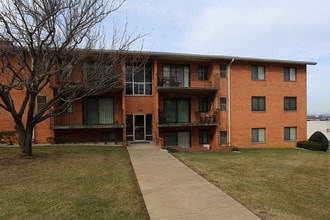 Edgewood Apartments in Hagerstown, MD - Foto de edificio - Building Photo