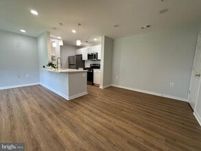 43577 Patching Pond Square in Ashburn, VA - Building Photo - Building Photo