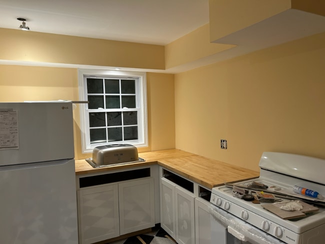 124 Union Valley Rd in West Milford, NJ - Foto de edificio - Building Photo