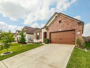 1013 Oatmeal Drive in Pflugerville, TX - Building Photo - Building Photo