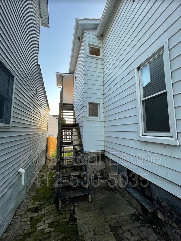814 Summit St in McKeesport, PA - Building Photo - Building Photo