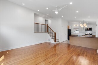 2101 Emerson St in Evanston, IL - Building Photo - Building Photo
