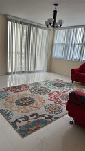 1825 S Ocean Dr, Unit 508 in Hallandale Beach, FL - Building Photo - Building Photo