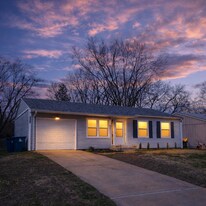 12361 Santa Maria Dr in St. Louis, MO - Building Photo