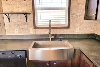 338 Saddle Dr in Grand Blanc, MI - Foto de edificio - Building Photo