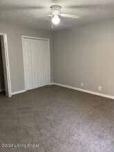 5108 Keegan Way in Louisville, KY - Foto de edificio - Building Photo