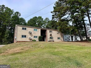 531 Gresham Park Dr in Marietta, GA - Foto de edificio - Building Photo