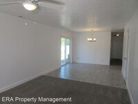 2635 N Shady Place photo'