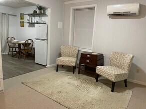 2840 Hollymead Dr, Unit B in Charlottesville, VA - Building Photo - Building Photo