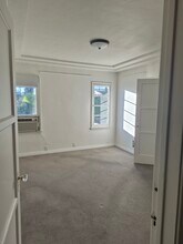 357 S Doheny Dr, Unit 357 S Doheny Dr in Beverly Hills, CA - Foto de edificio - Building Photo