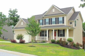 1437 Vergeland Dr in Hope Mills, NC - Building Photo - Building Photo