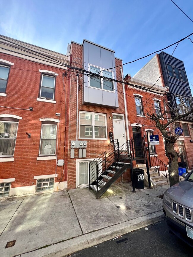 1706 Arlington St in Philadelphia, PA - Building Photo - Building Photo