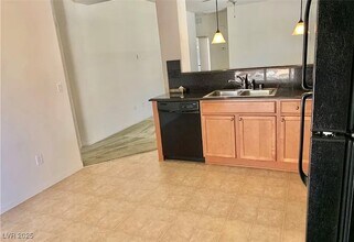 4838 Ranch Estates Ct in Las Vegas, NV - Building Photo - Building Photo