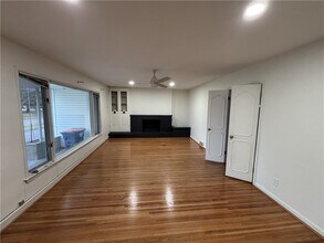 213 Governor Terrace in Irondequoit, NY - Building Photo - Building Photo