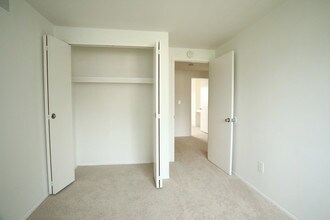 Royal Woods - Riverview, MI in Riverview, MI - Foto de edificio - Interior Photo