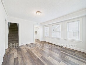 5611 Olive St in Kansas City, MO - Building Photo - Building Photo