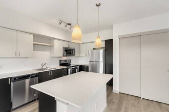 Tria Apartments in Newcastle, WA - Building Photo - Building Photo