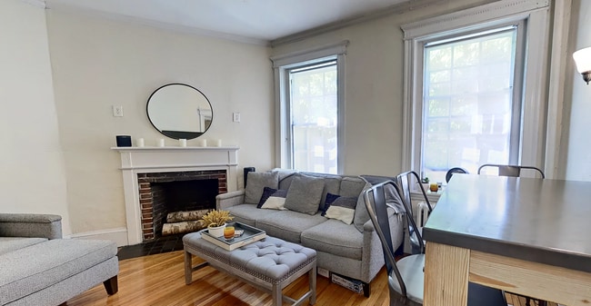 132 Myrtle St, Unit 2