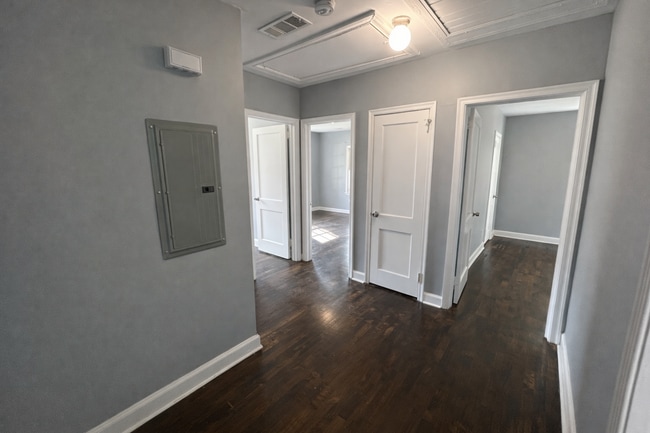 property at 2037 Highview Rd SW