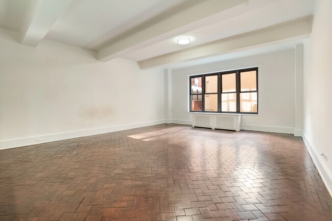 property at 160 W 73rd St