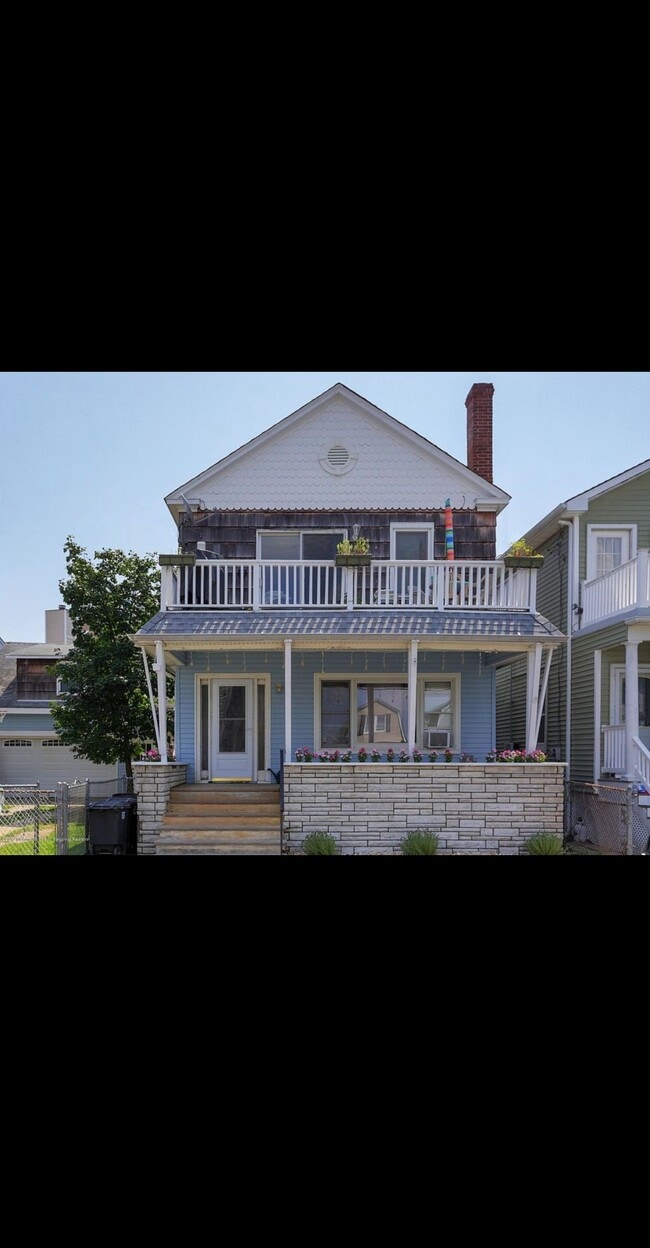 55 Seadrift Ave, Unit 2