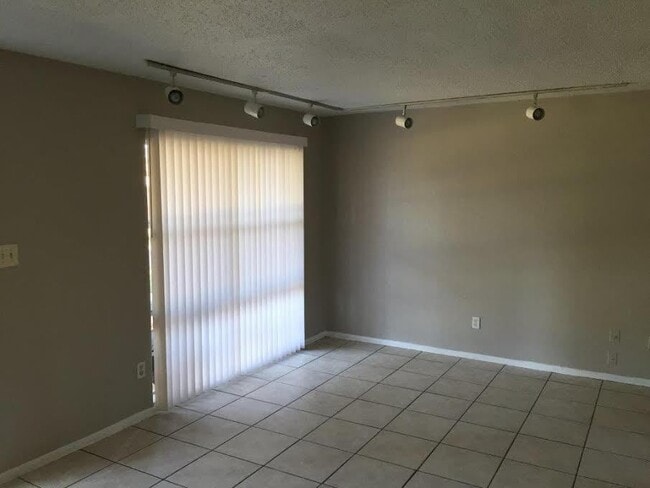 5216 Palisades Dr in Orlando, FL - Building Photo - Building Photo