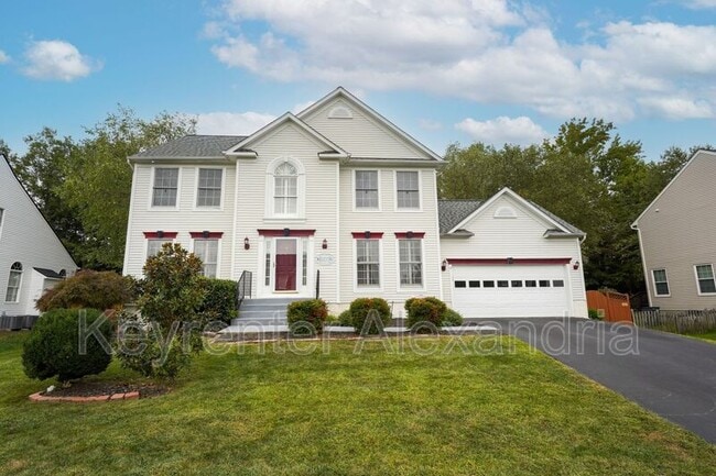 property at 20 Boulder Dr