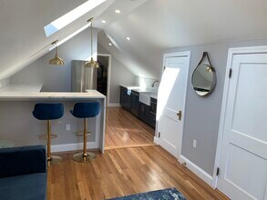 220 Tremont St, Unit 2C in Newton, MA - Building Photo - Building Photo