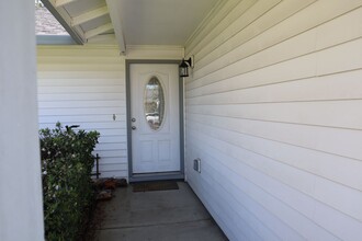 4615 NE 126th Ave in Vancouver, WA - Building Photo - Building Photo