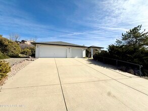 352 Prescott Dr in Prescott, AZ - Building Photo - Building Photo