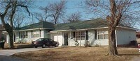 Building Photo - 804 W Tulsa Duplex Apartments in Sulphur, Oklahoma
