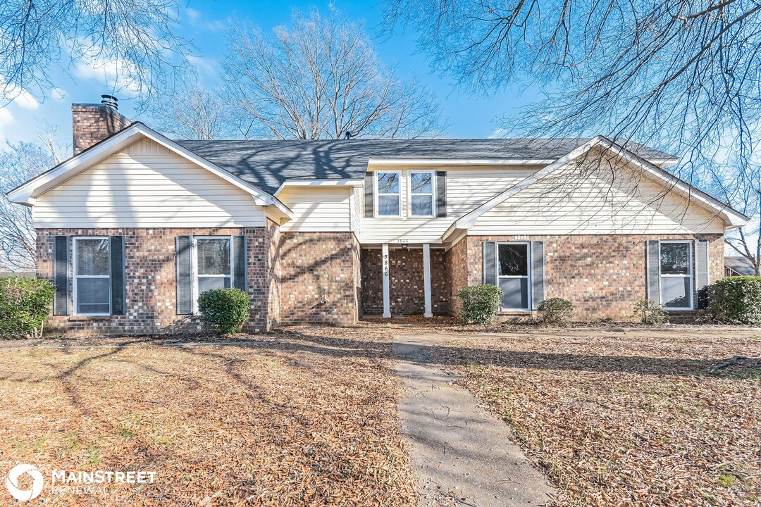 3866 Silver Chalice Dr in Memphis, TN - Building Photo