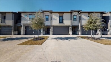 2909 Papa Bear in College Station, TX - Building Photo - Building Photo