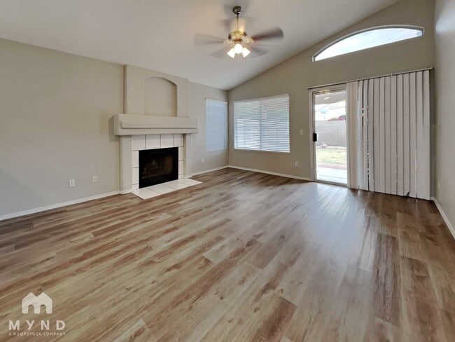 1045 W Todd Dr in Tempe, AZ - Building Photo - Building Photo