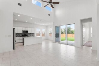 7201 Garnet Mill Ln in Austin, TX - Building Photo - Building Photo