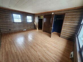 345 S Main St in Newport, IN - Building Photo - Building Photo