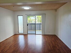 98-945-945 Kaonohi St in Aiea, HI - Building Photo - Building Photo
