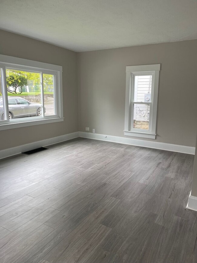 220 Gurley Ave in Marion, OH - Building Photo - Building Photo