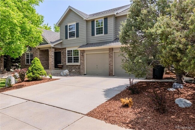 property at 20182 E Maplewood Pl