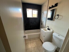 540 Cardenas Dr SE in Albuquerque, NM - Foto de edificio - Building Photo