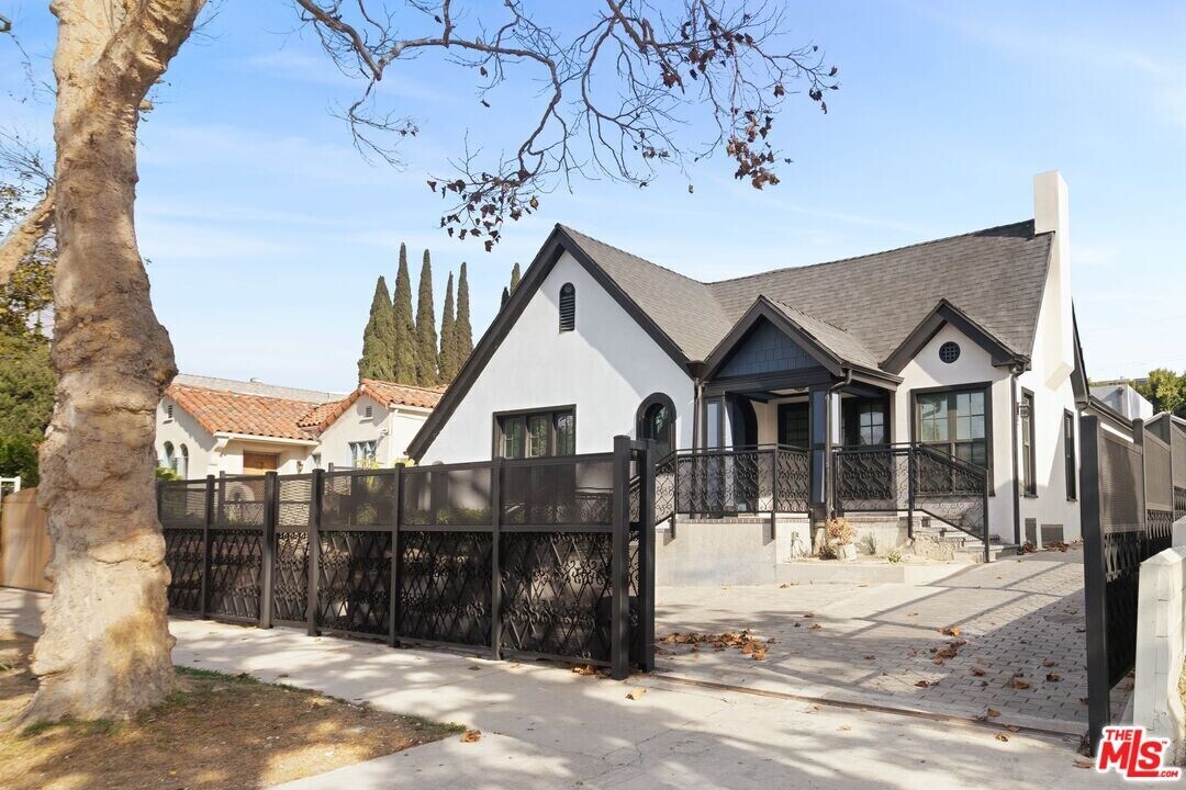 314 S Orange Dr in Los Angeles, CA - Building Photo