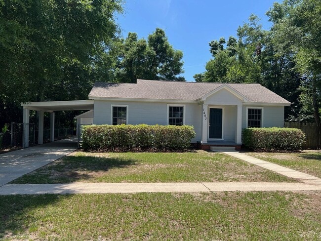 property at 1403 Dexter Ave