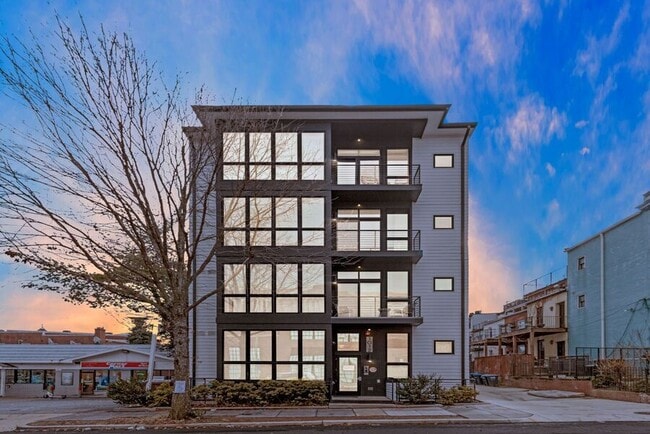 1012 Harvard St NW in Washington, DC - Building Photo - Building Photo