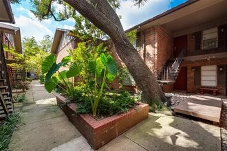 4219 Avondale Ave, Unit 116 in Dallas, TX - Building Photo - Building Photo