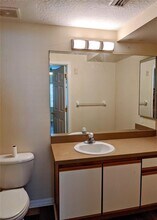 6413 Hollydale Pl in Riverview, FL - Building Photo - Building Photo