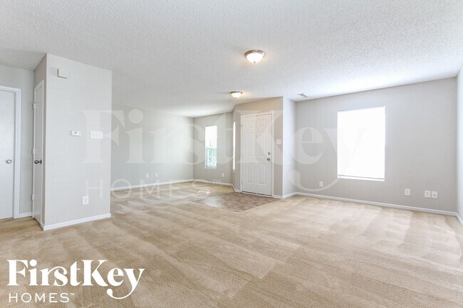 14356 Black Farm Dr in Noblesville, IN - Foto de edificio - Building Photo