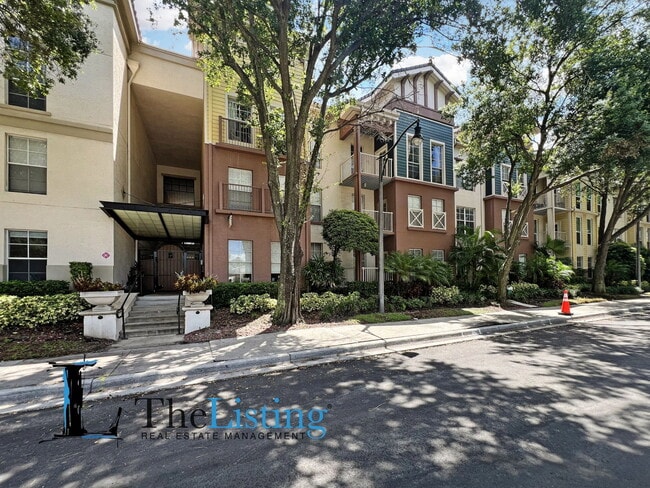 property at 2411 W Horatio St