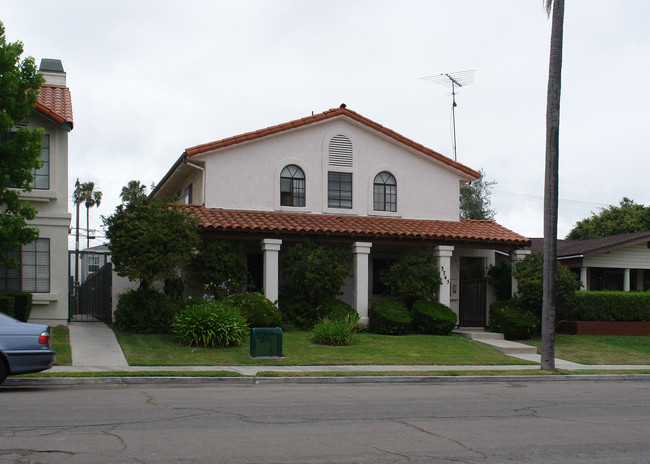 3745 31st St in San Diego, CA - Foto de edificio - Building Photo