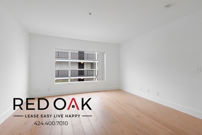 939 Palm Ave in West Hollywood, CA - Foto de edificio - Building Photo